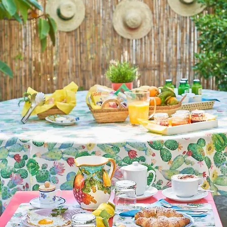 La Gitana Bed & Breakfast 3*