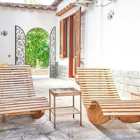 Bed & Breakfast La Gitana 3*