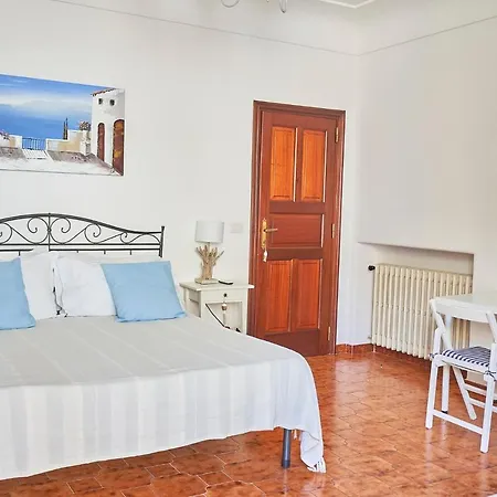 La Gitana Bed & Breakfast 3*