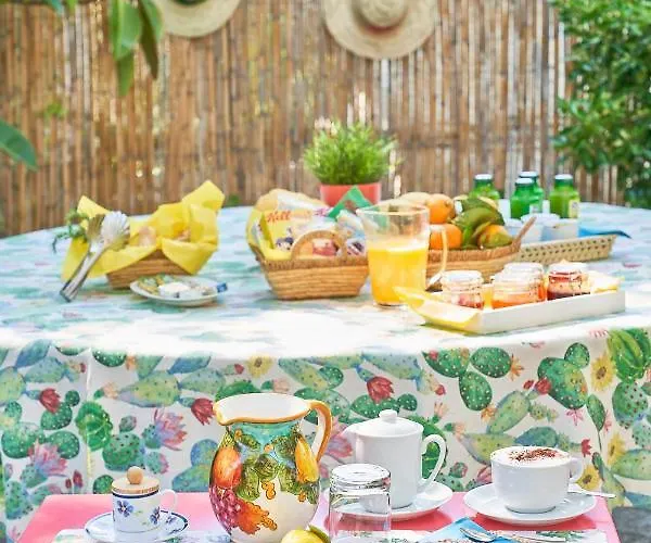 La Gitana Bed & Breakfast 3*